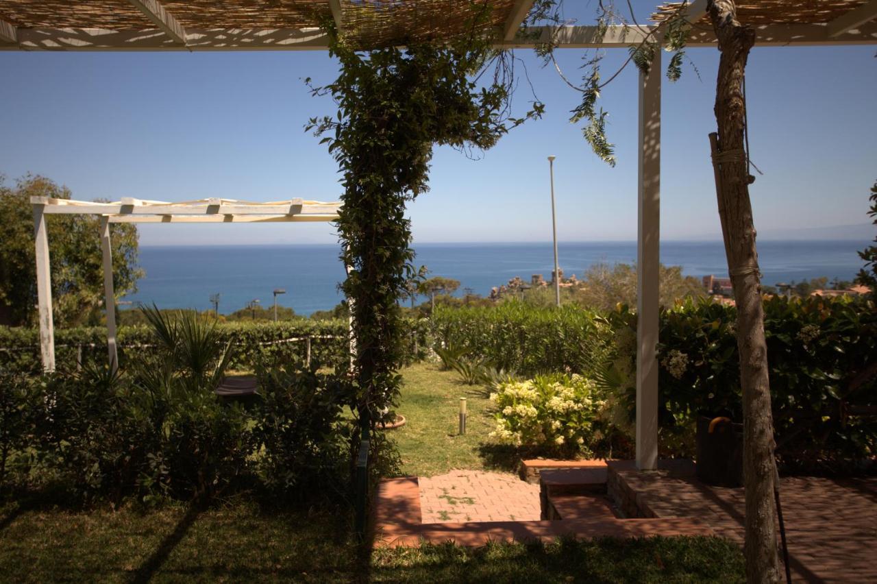 Villa Santa Barbara تْشيفالو المظهر الخارجي الصورة