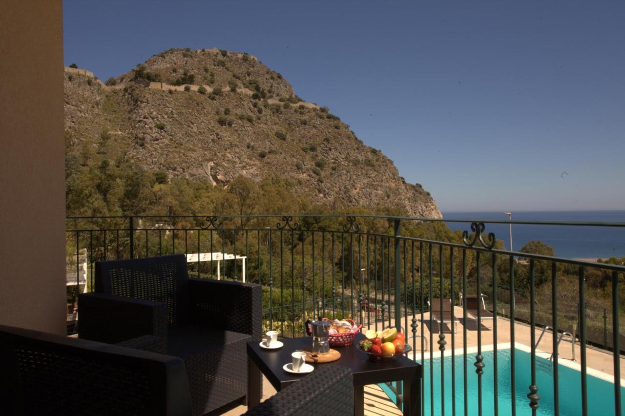 Villa Santa Barbara تْشيفالو المظهر الخارجي الصورة