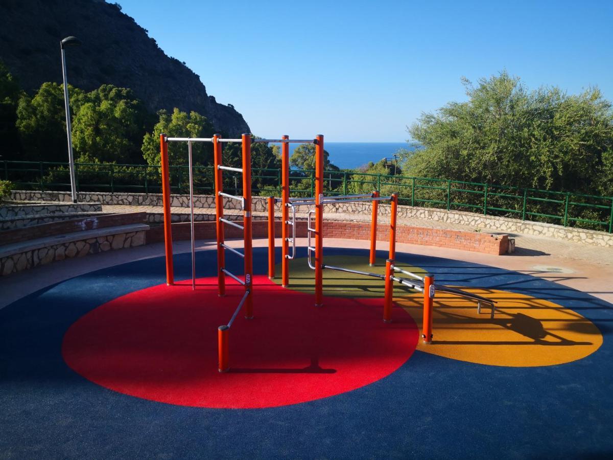 Villa Santa Barbara تْشيفالو المظهر الخارجي الصورة