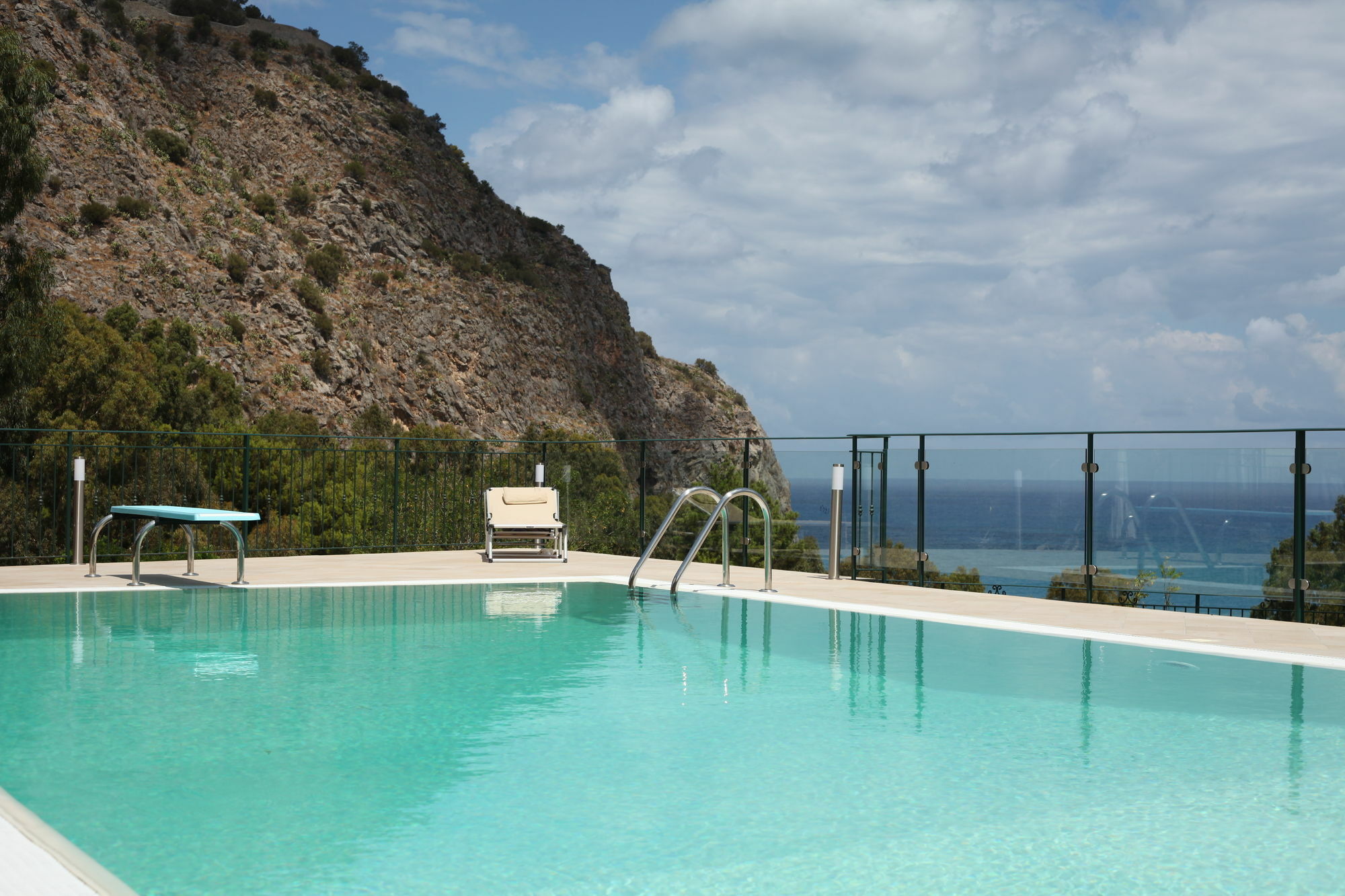 Villa Santa Barbara تْشيفالو المظهر الخارجي الصورة
